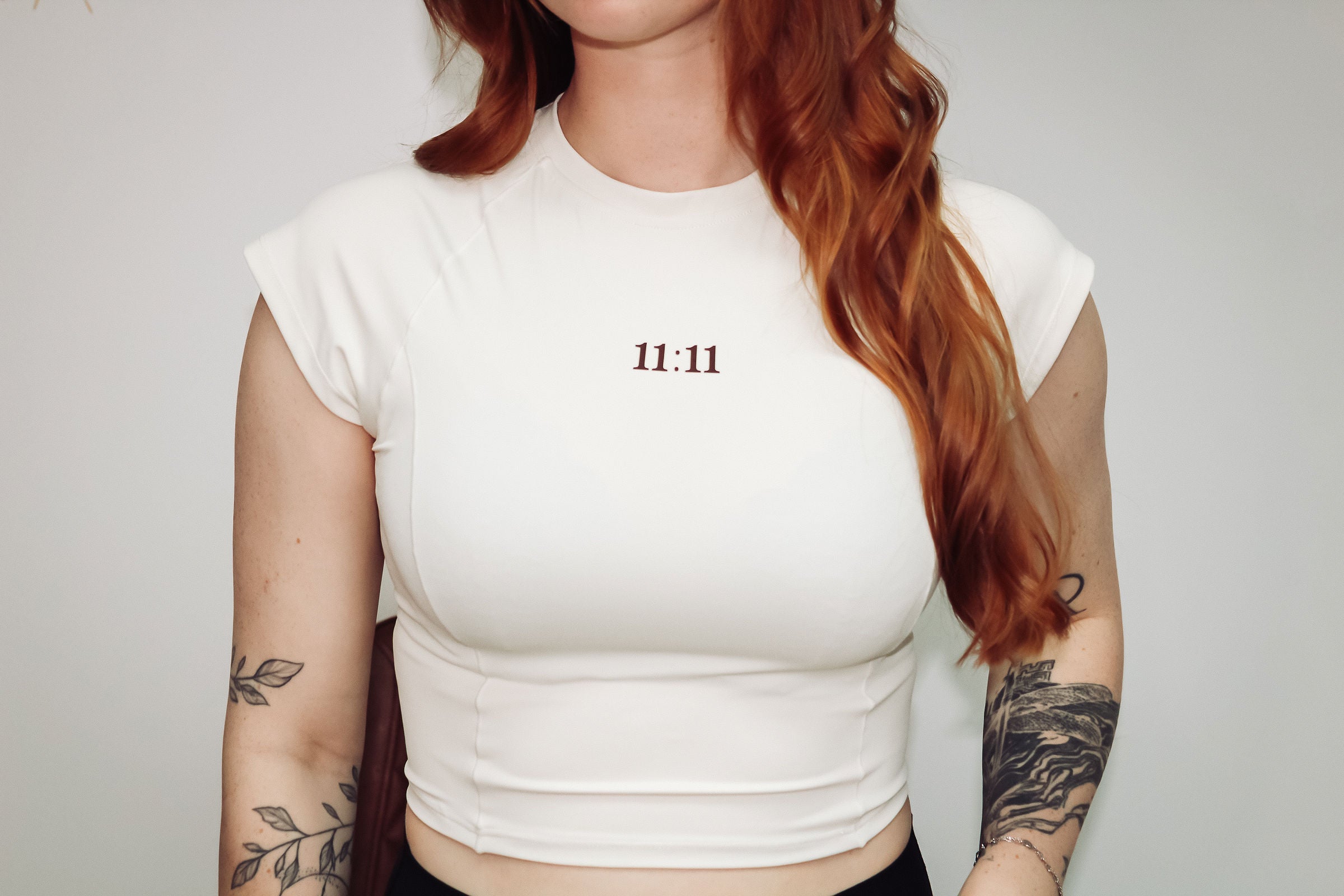LE CROP TOP - 11:11