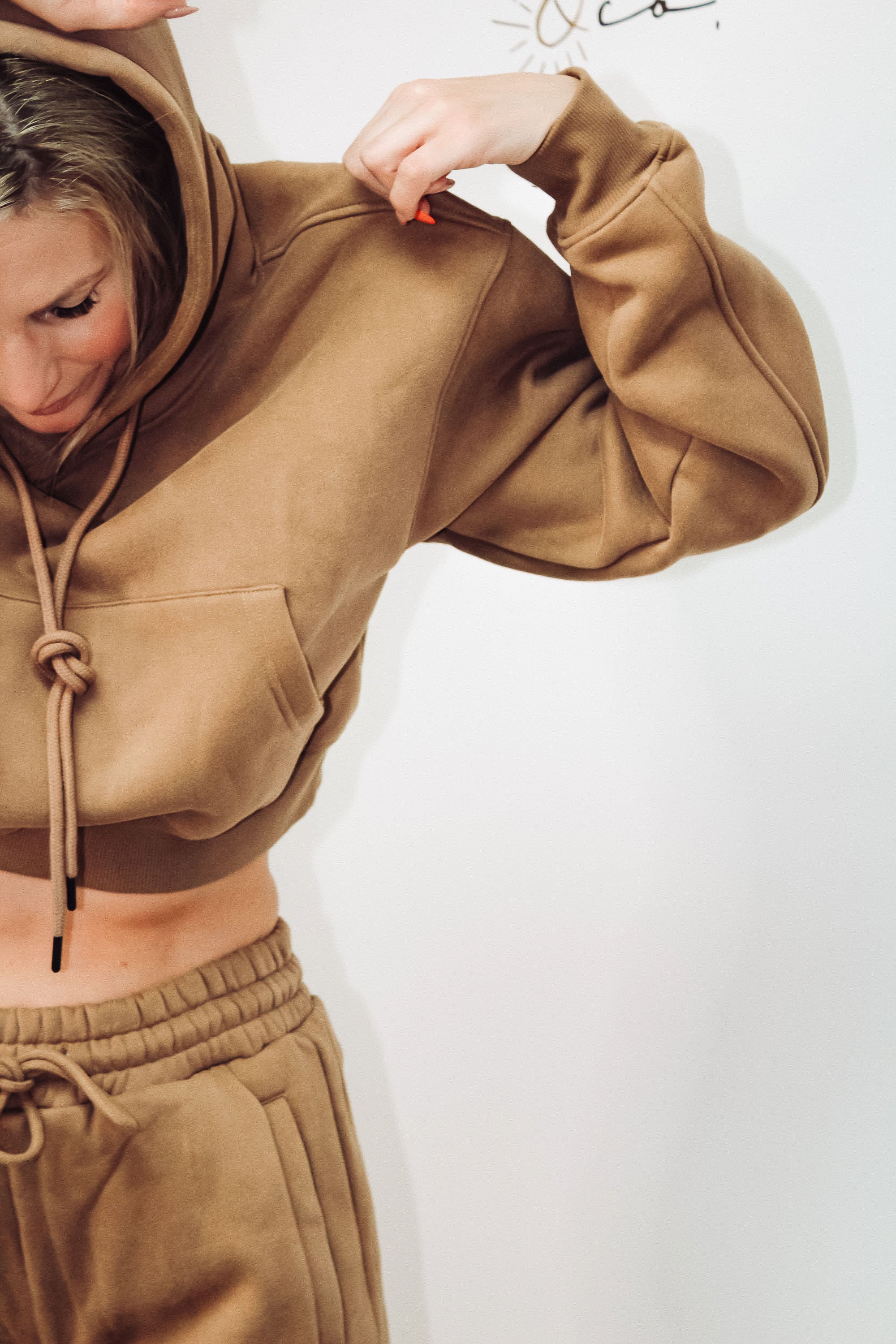PLUSH HOODIE – Oversized hooded hoodie