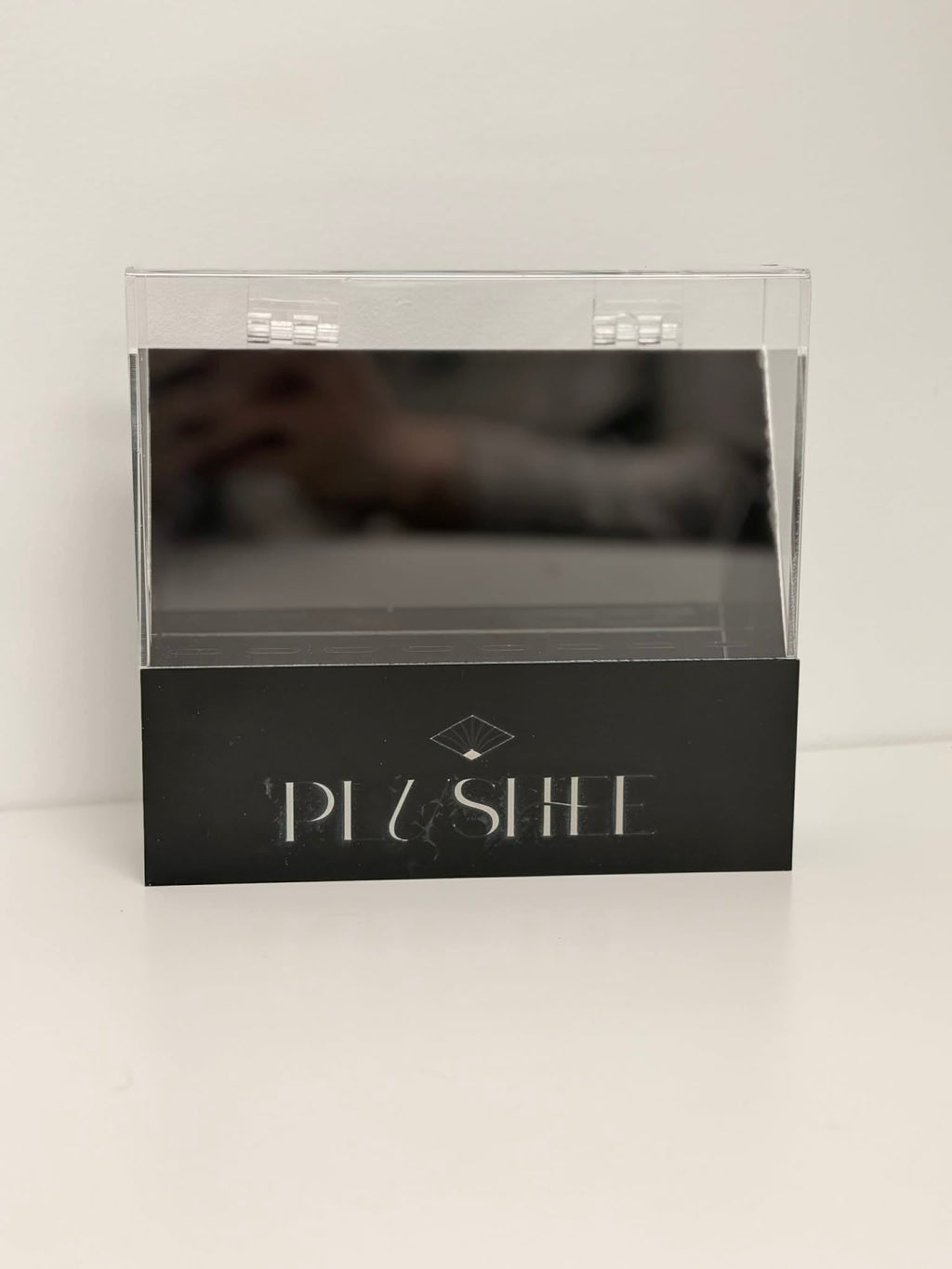 Plushee Tweezer Vault™ (en rabais!!)