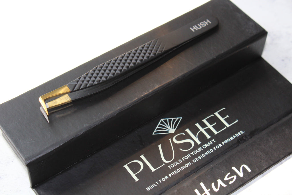 HUSH – Petite. Discrète. Redoutablement efficace.