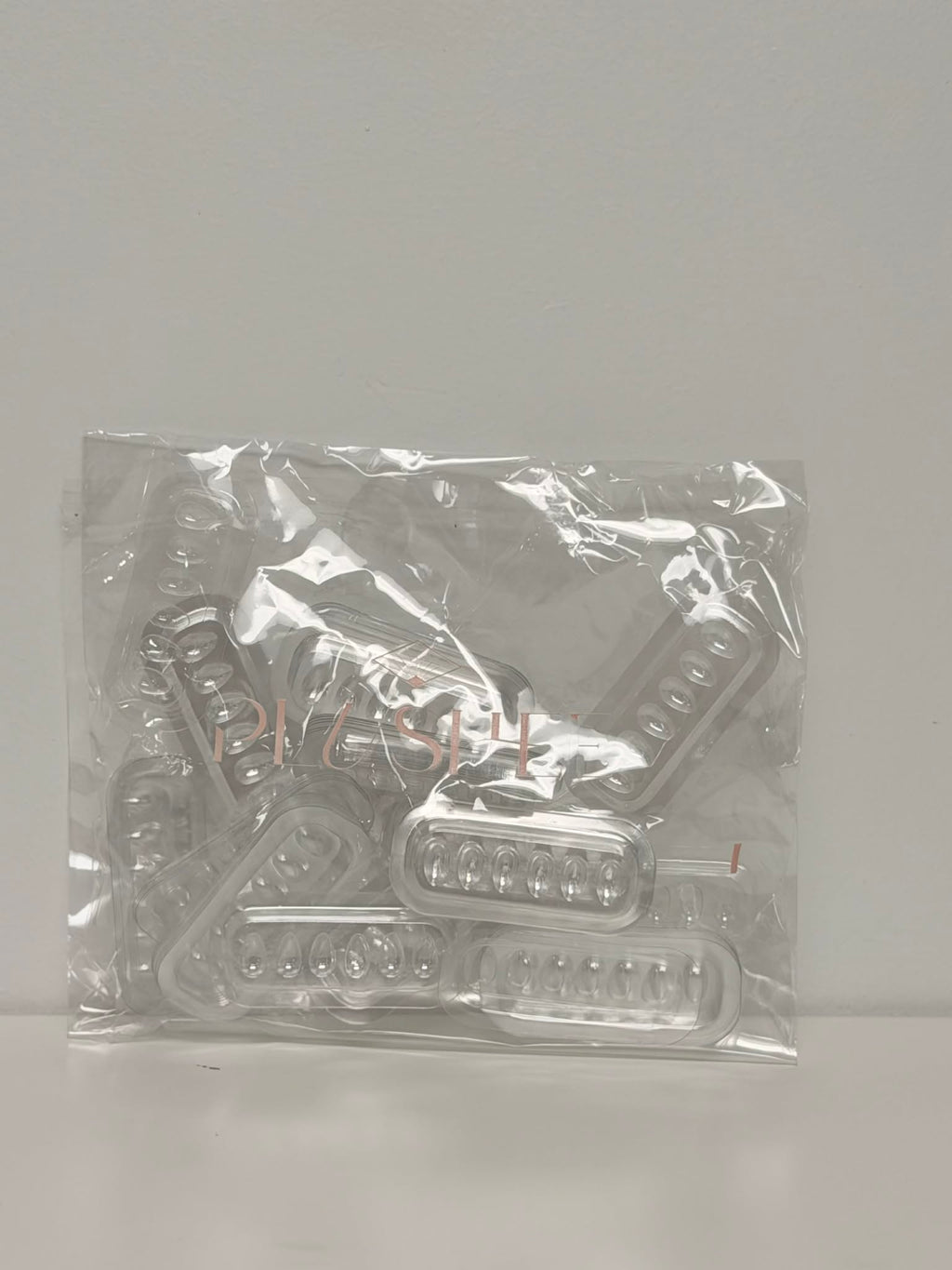 Glue Holders Plushee™