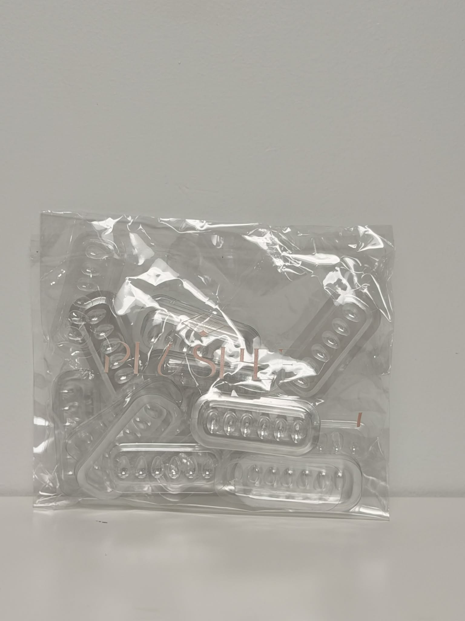 Glue Holders Plushee™