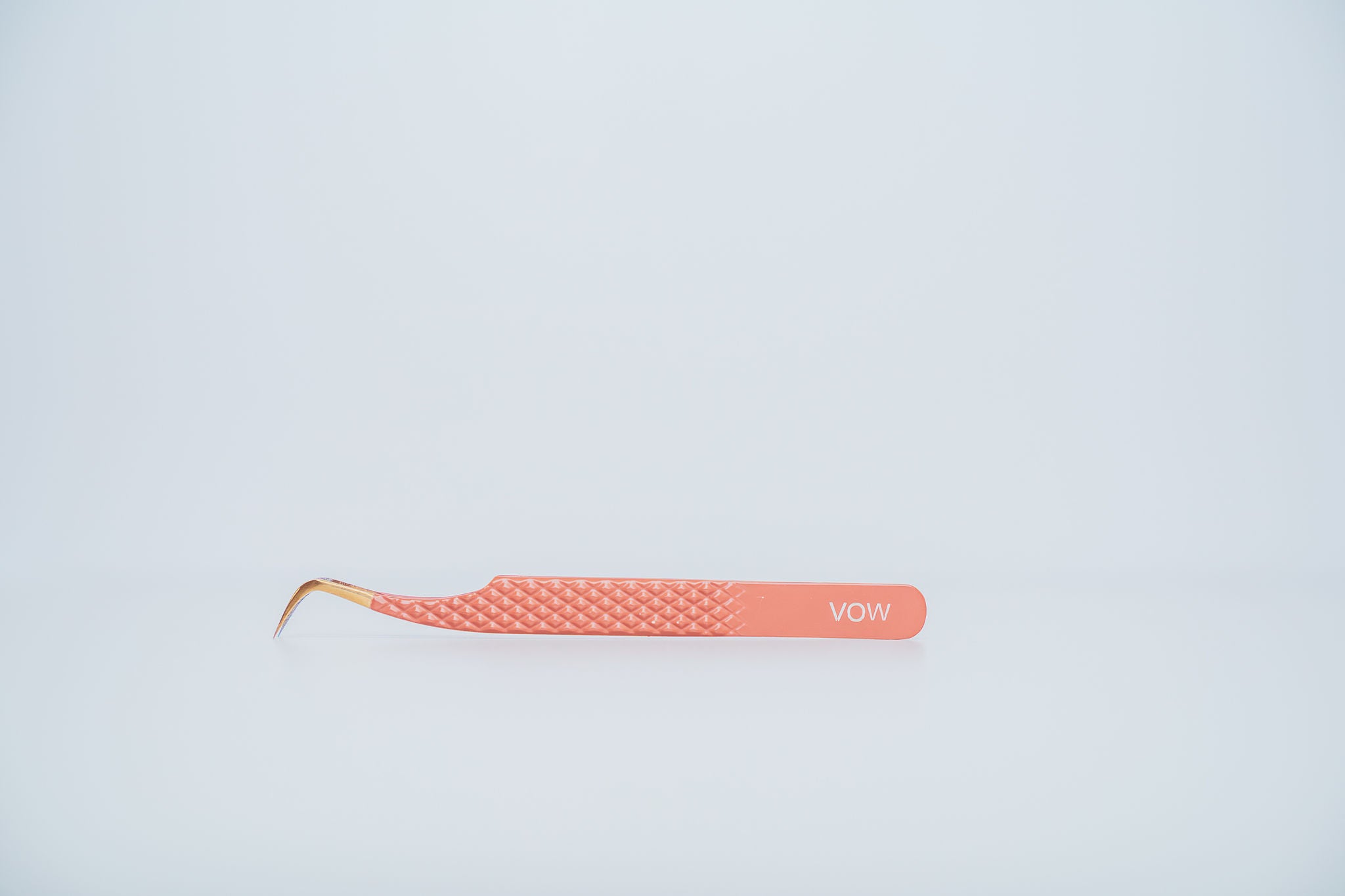 VOW — Douce, stable, rassurante.