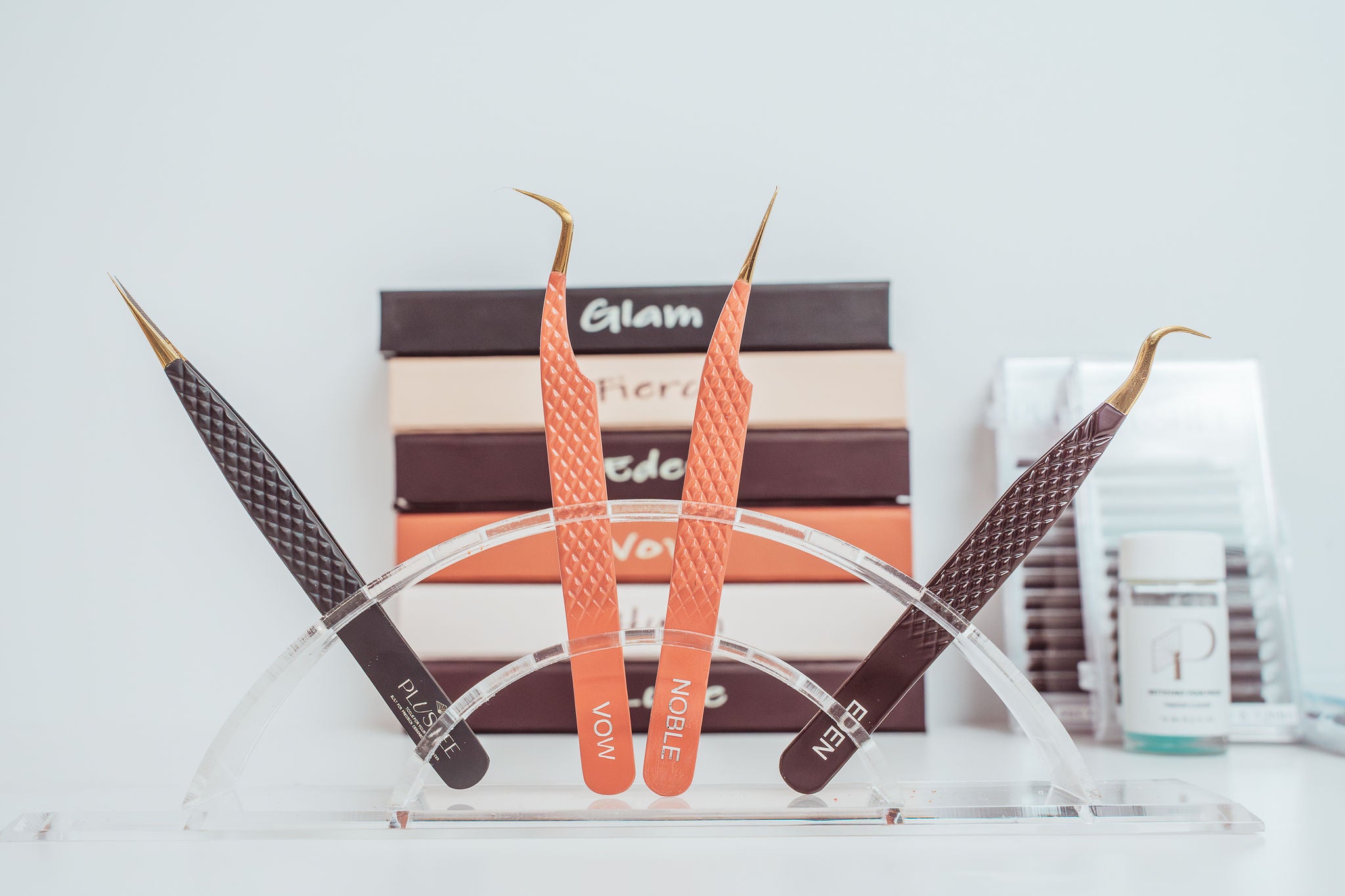 VOW — Douce, stable, rassurante.